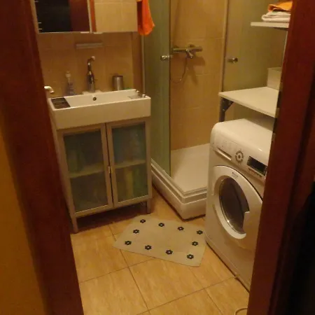 Apartment 2h